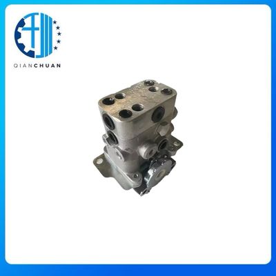 Foot Pedal Valve 702-16-04250 for Komatsu PC200-7 PC200-8 Excavator Spare Parts